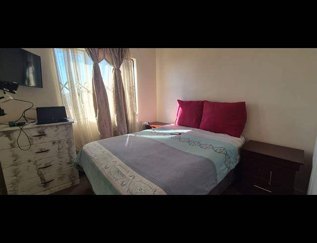 3 BEDROOM APARTMENT FOR SALE IN COUNTRY VIEW